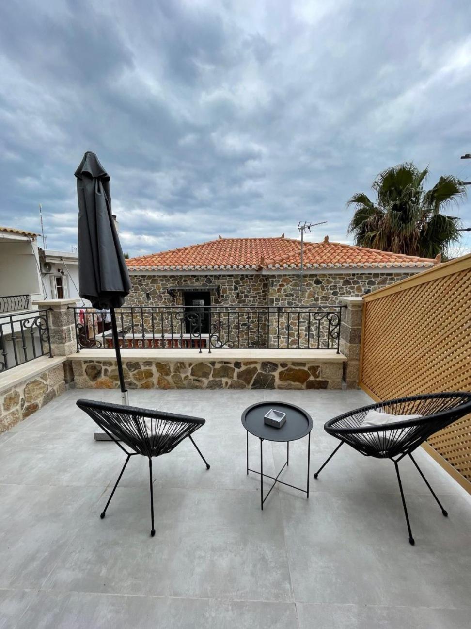 Trocadero Luxury Suites Ermioni Bagian luar foto